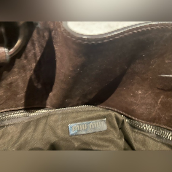 Gorgeous Miu Miu leather trimmed bag with cool hardware. Excellent condition - Picture 9 of 10